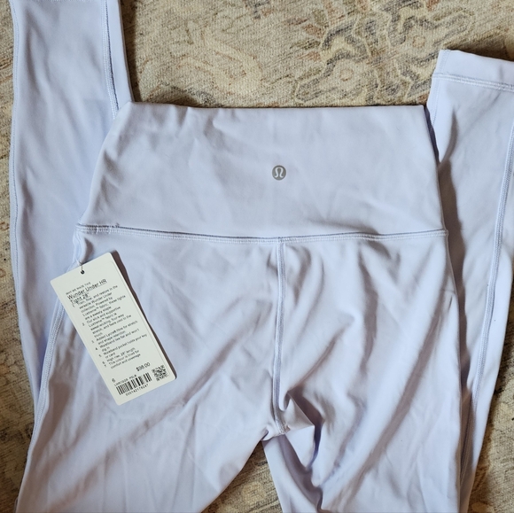 NWT lululemon wunder under HR tight 28" - Picture 3 of 4